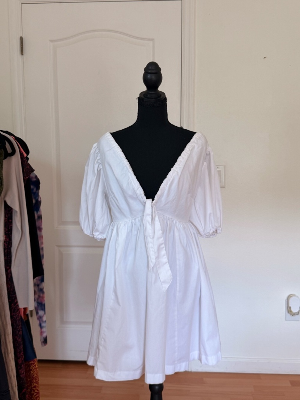 Abercrombie & Fitch White Cotton Mini Dress Size S Puff Sleeve Tie Front V Neck